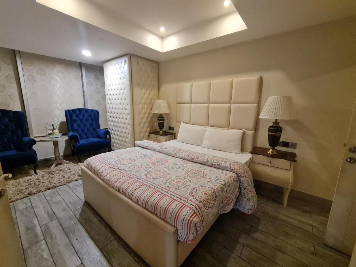 Royal Residencia Centaurus Apartamento Islamabad Exterior foto